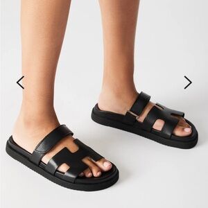 Steve Madden Black Leather Slides